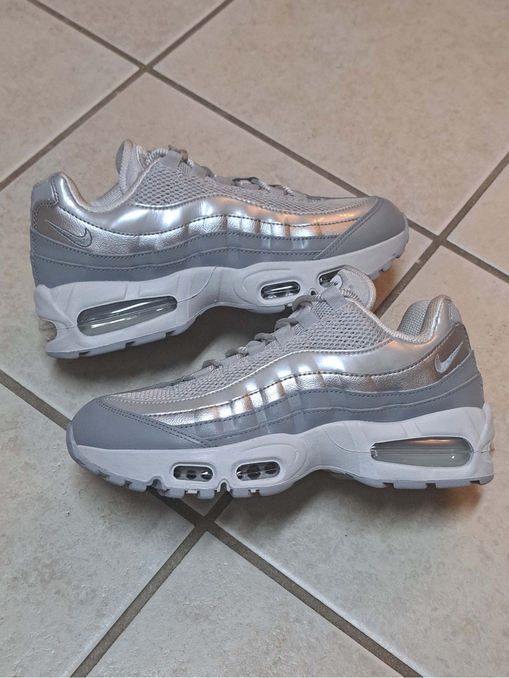 Nike Air Max 95 'Big Bubble - Grey Fog Silver' - Women's size 8